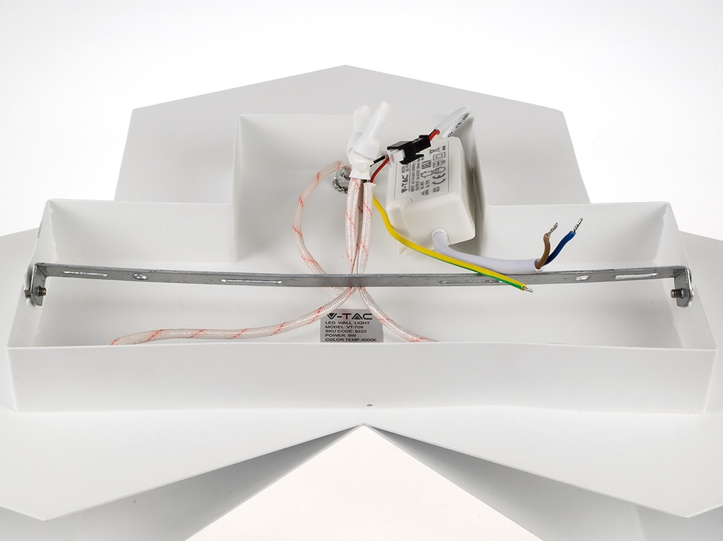 Design beltéri LED lámpatest Pira, fehér (9W) természetes fehér