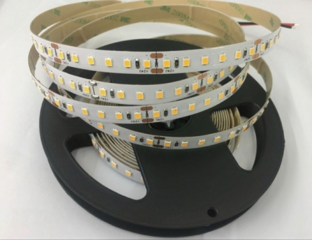 Perfectled Prémium 120 LED/méteres 24V-os beltéri meleg fehér LED szalag 5 m / tekercs
