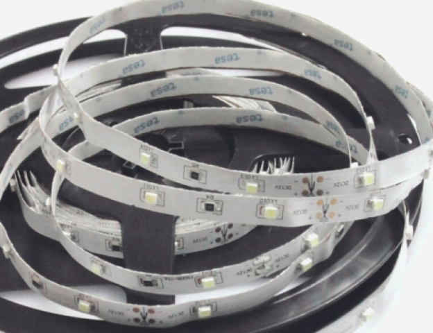 Perfectled Prémium 30 LED/méteres 12 V-os beltéri piros LED szalag 5 m / tekercs