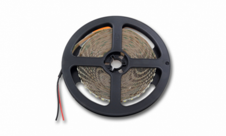 MasterLED Prémium 2835 120 LED/m 12 V  IP20  2700K  LED szalag 5 m / tekercs