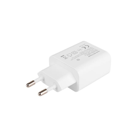 MasterLED gyorstöltő 20 W-os 1 x USB-C  1 x USB-A fehér adapter