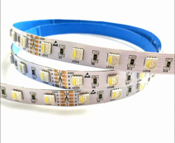 MasterLED 60 LED/méteres 12 V-os beltéri  4 chip in 1  RGB+ meleg fehér 5050 LED szalag 5 m / tekercs