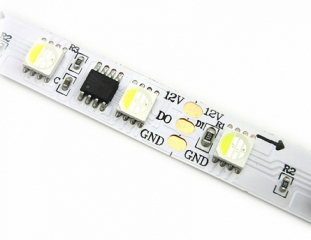 MasterLED 60 LED/méteres 12 V-os beltéri  4 chip in 1  RGB+ meleg fehér 5050 LED szalag 5 m / tekercs