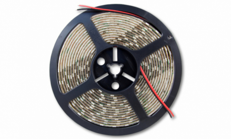 MasterLED 60 LED/méteres 12 V-os vízálló meleg fehér LED szalag 5m/ tekercs