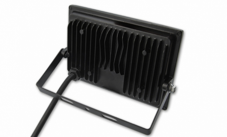 MasterLED Tiga 100 W-os natúrfehér LED reflektor