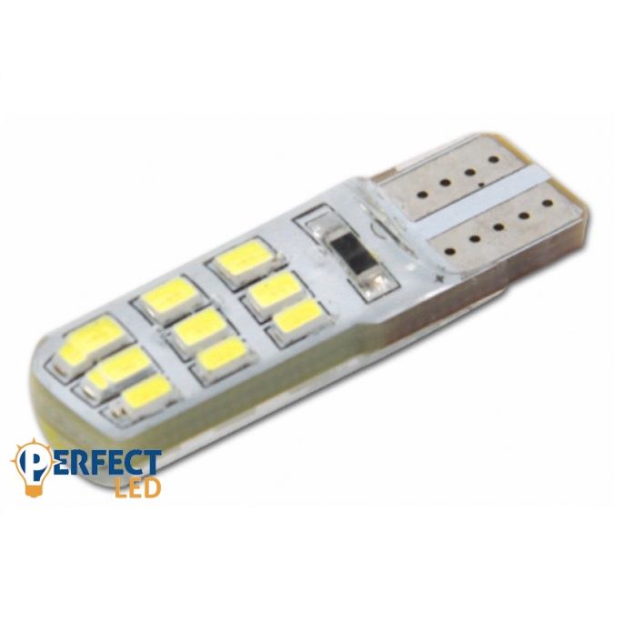 LED 12V C5W foglalatú 3 ledet tartalmazó autó izzó Hideg Fehér