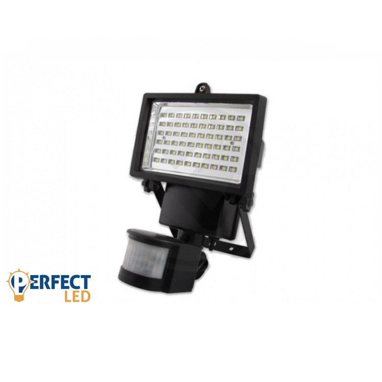 MasterLED Napelemes vízálló 15 W-os LED reflektor