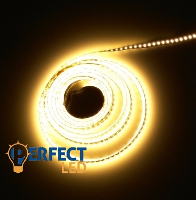 24V-os meleg fehér 26W beltéri LED szalag