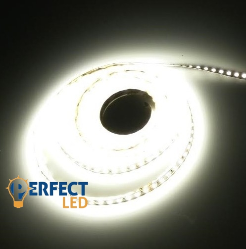 24V-os hideg fehér 26W kültéri LED szalag