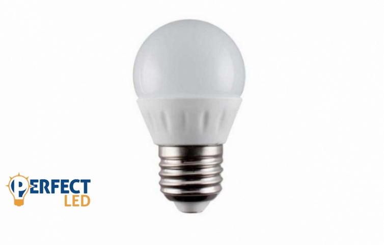 EcoLight E27-es foglalatú 10 W-os LED-es izzó meleg fehér kisgömb