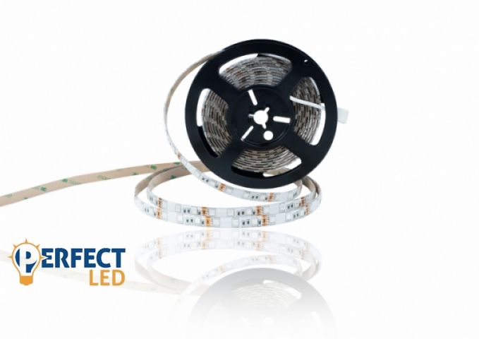 Perfectled ECO 30 LED/méteres 12 V-os beltéri RGB 5050 LED szalag 5m / tekercs