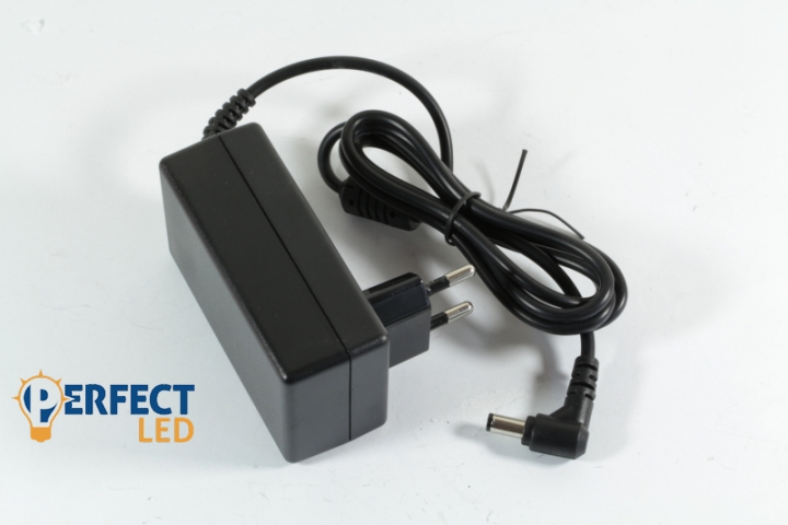 MasterLED 36 W-os beltéri tápegység 3.0 Amper 12 V DC