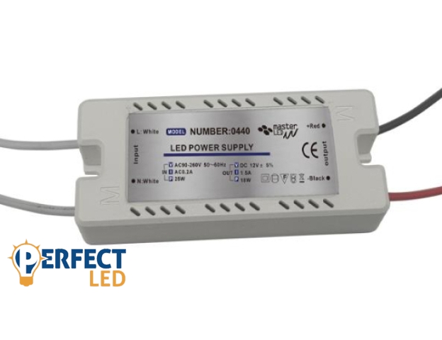 MasterLED 18 W-os beltéri tápegység 1 5 Amper 12V