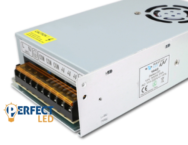 MasterLED 300 W-os beltéri tápegység 25 Amper 12V DC