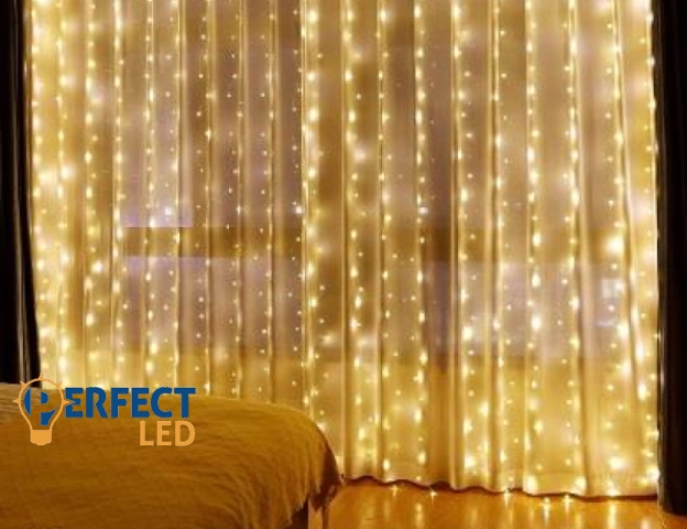 MasterLED 3x3m-es LED függöny meleg fehér USB csatlakozóval és távirányítóval
