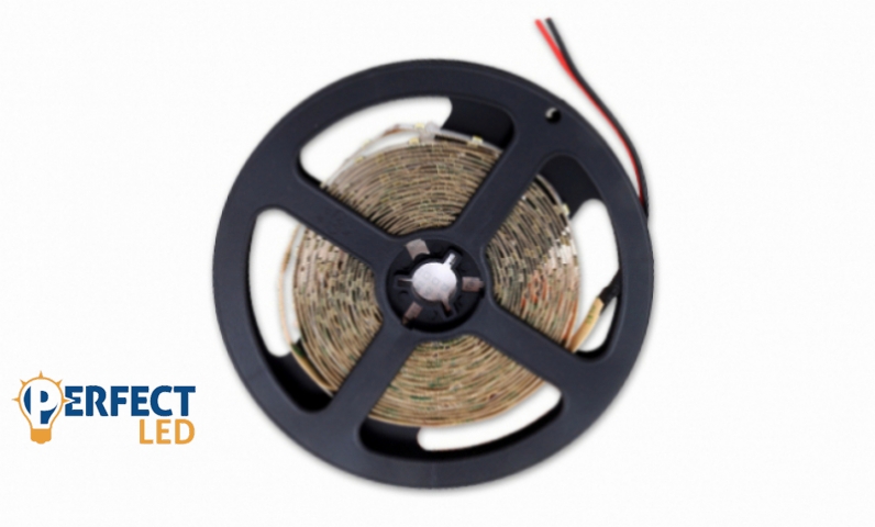 MasterLED 60 LED/méteres 12 V-os beltéri 4 chip in 1 RGB+ meleg fehér 5050 LED szalag 5 m / tekercs