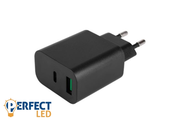 MasterLED gyorstöltő 20 W-os 1 x USB-C 1 x USB-A fekete adapter