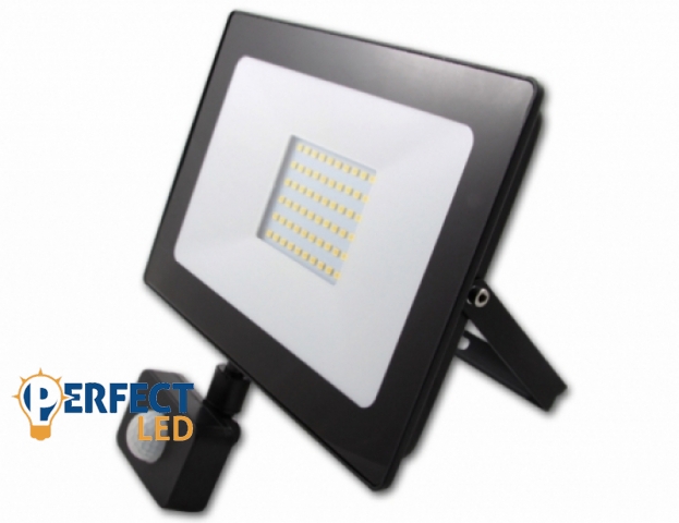 Mozgásérzékelős LED reflektor 50 W-os natúr fehér