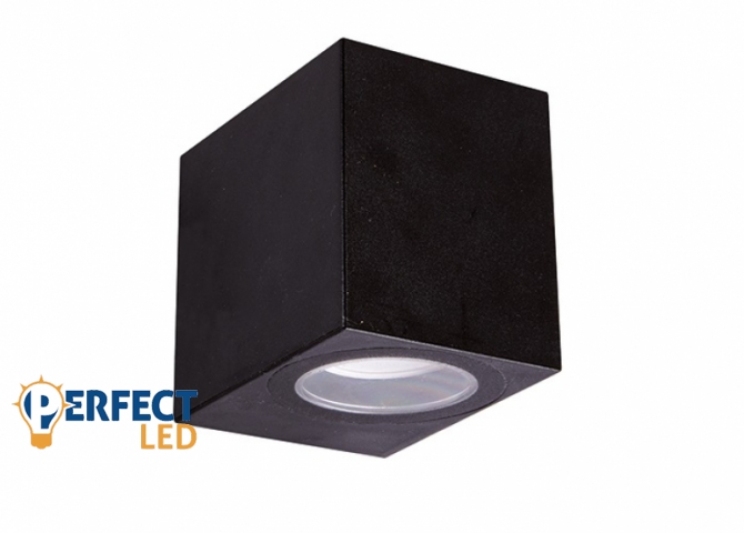 Strühm Gamp D 80x68 mm fekete oldalfali lámpa GU-10-es foglalattal