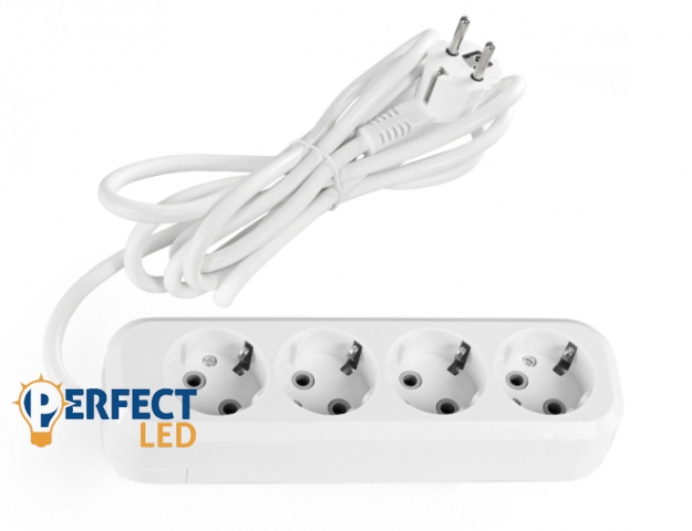 Videx Titanum fehér színű 4-es hosszabító (3x1 5 mm) 3m-es kábellel (1/40)